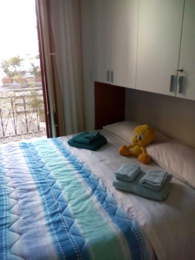 Bed And Breakfast Priscilla Regalbuto エクステリア 写真