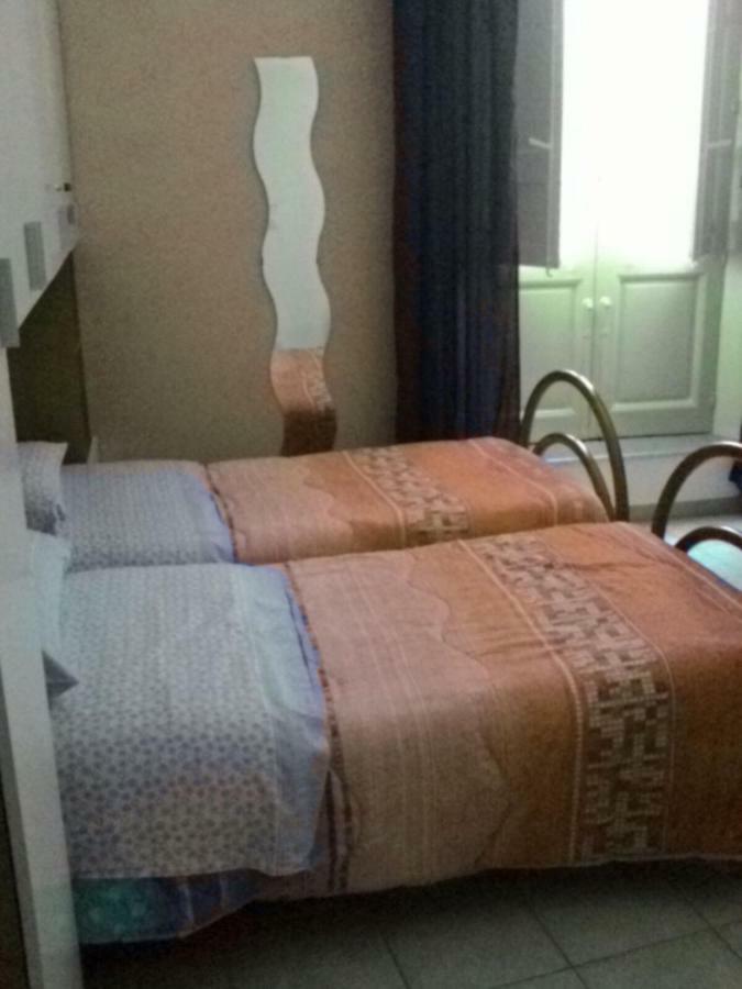 Bed And Breakfast Priscilla Regalbuto エクステリア 写真